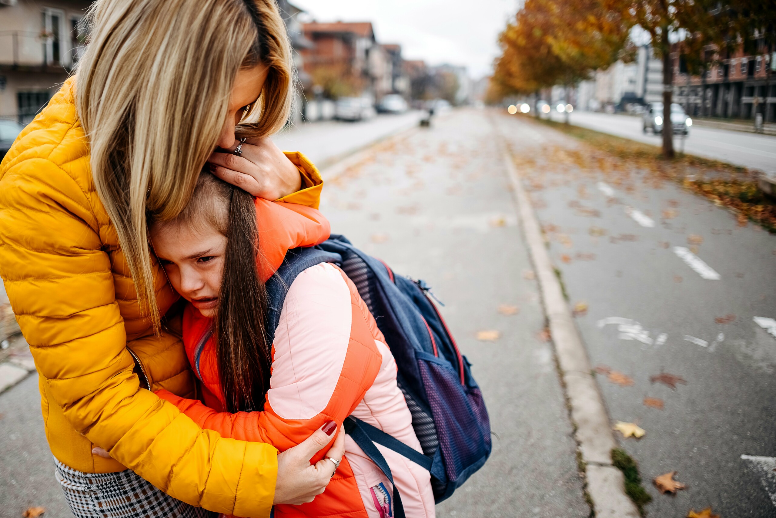 little-girl-pre-apologizes-to-her-mom-for-being-a-rude-teenager-one-day